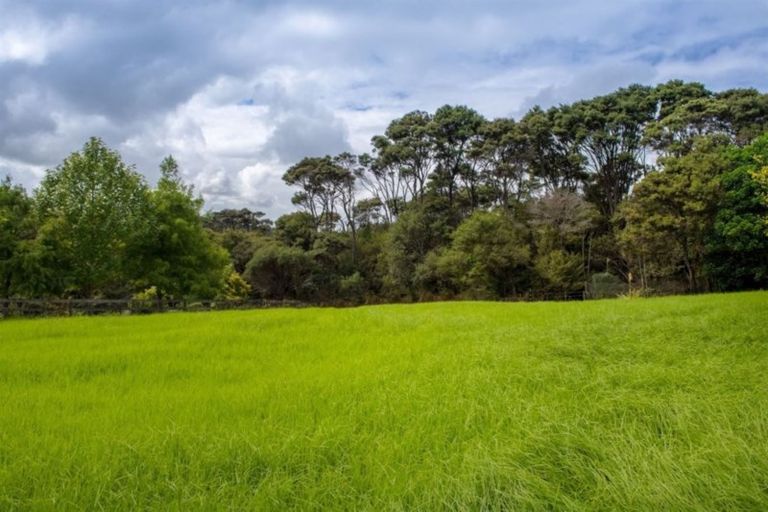 Photo of property in 165 Three Oaks Drive, Dairy Flat, Albany, 0794