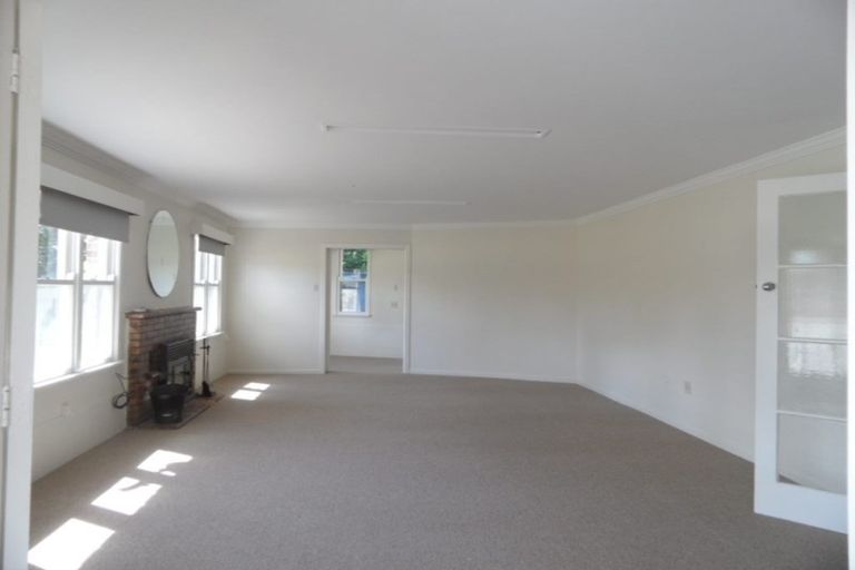 Photo of property in 8 Banff Street, Regent, Whangarei, 0112