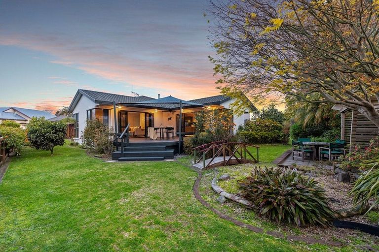 Photo of property in 31 Elderton Avenue, Pyes Pa, Tauranga, 3112