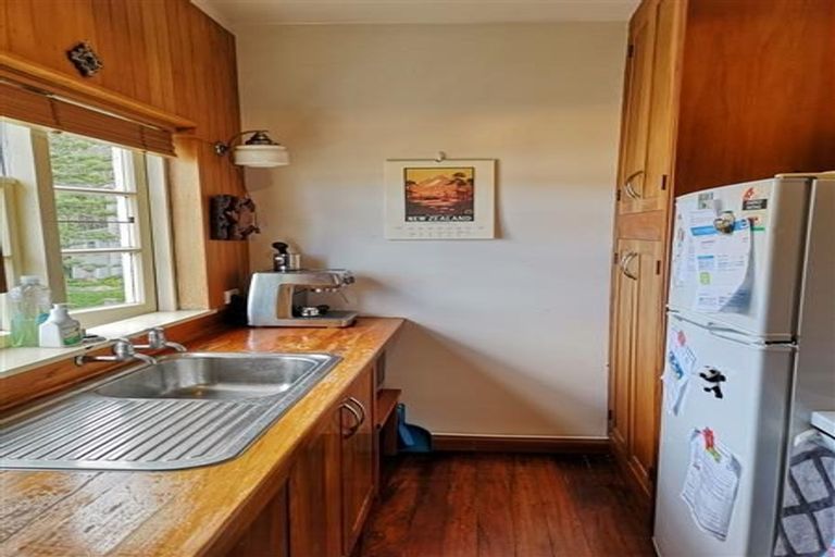 Photo of property in San Marino Apartments, 9/4 Oak Park Avenue, Te Aro, Wellington, 6011