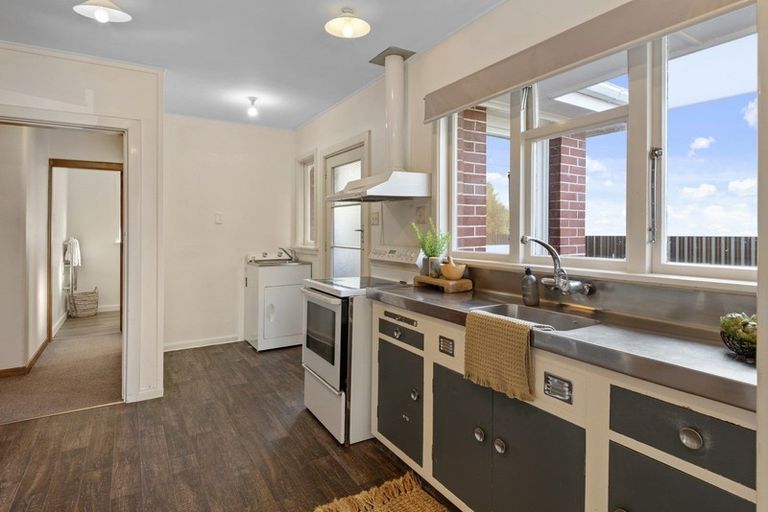 Photo of property in 3 Deloraine Street, Somerfield, Christchurch, 8024