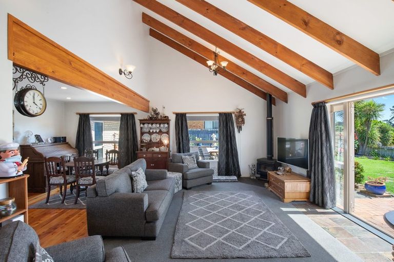 Photo of property in 67 Elsie Drive, Waiuku, 2123