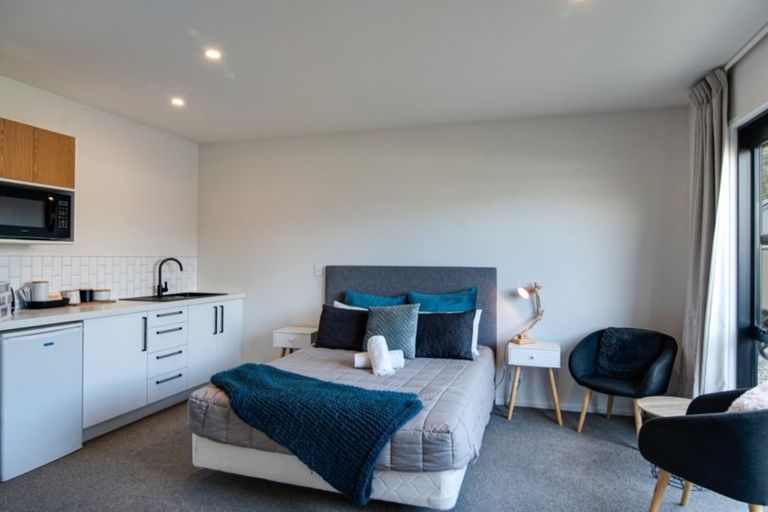 Photo of property in 6 Sandford Terrace, Lower Shotover, Queenstown, 9304