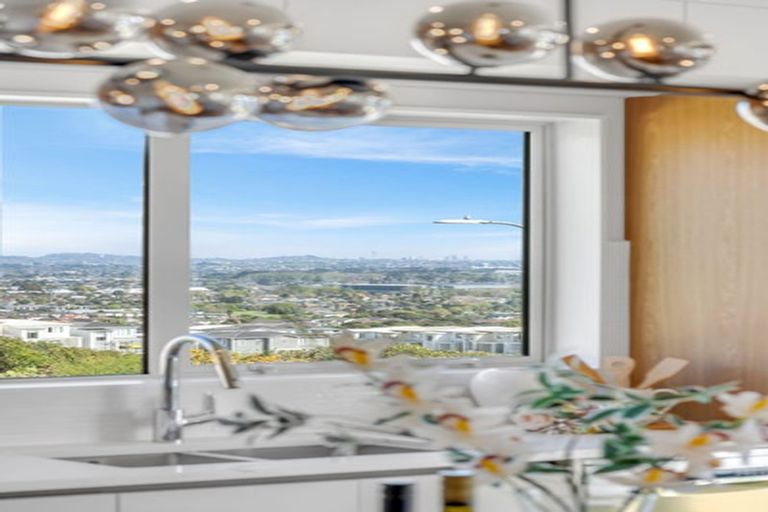 Photo of property in 25 Elevation Street, Flat Bush, Auckland, 2019