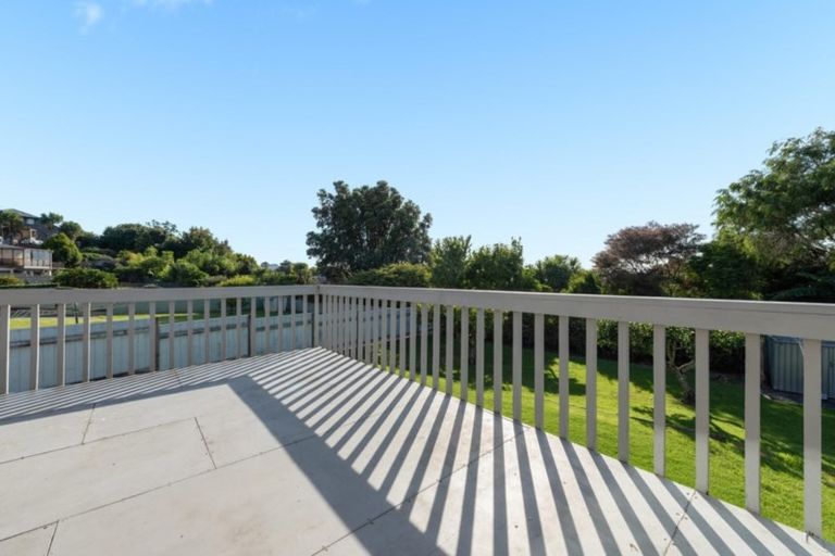 Photo of property in 1 Fern Way, Brookfield, Tauranga, 3110