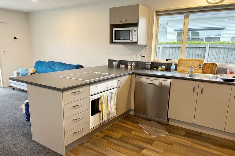 Photo of property in 2/76 Tennyson Street, Sydenham, Christchurch, 8023