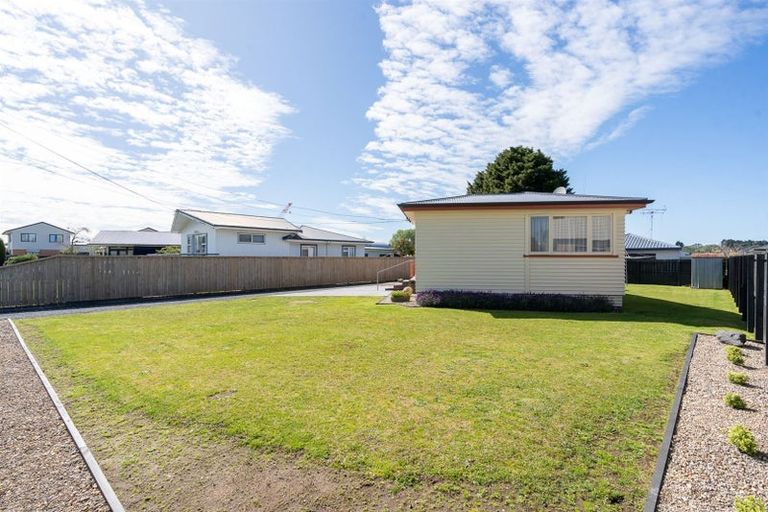 Photo of property in 96 Peacockes Road, Fitzroy, Hamilton, 3206