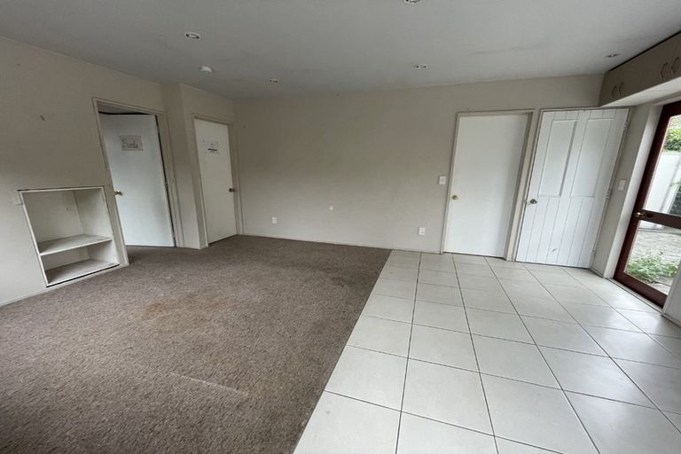 Photo of property in 25 Middleton Road, Upper Riccarton, Christchurch, 8041