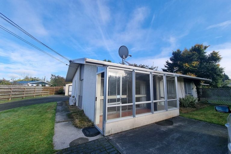 Photo of property in 8b Gifford Place, Utuhina, Rotorua, 3015