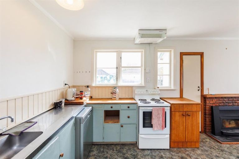 Photo of property in 60 Alexandra Street, Marton, 4710