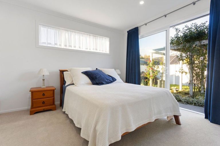Photo of property in 22 Ruge Court, Cambridge, 3434