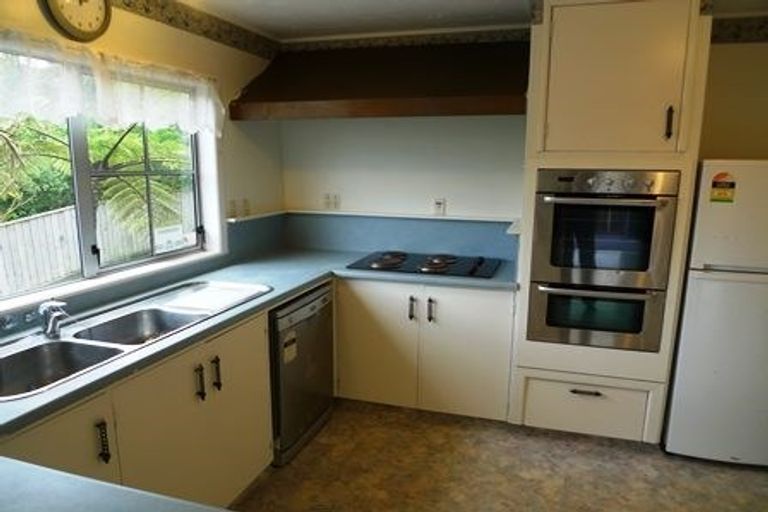 Photo of property in 18 Wilfred Street, Tawa, Wellington, 5028