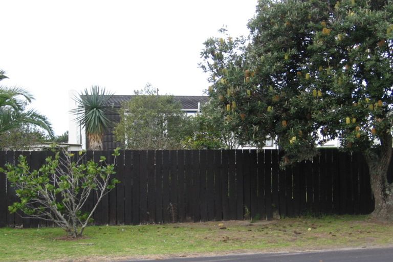 Photo of property in 17 Day Dawn Crescent, Omaha, Warkworth, 0986