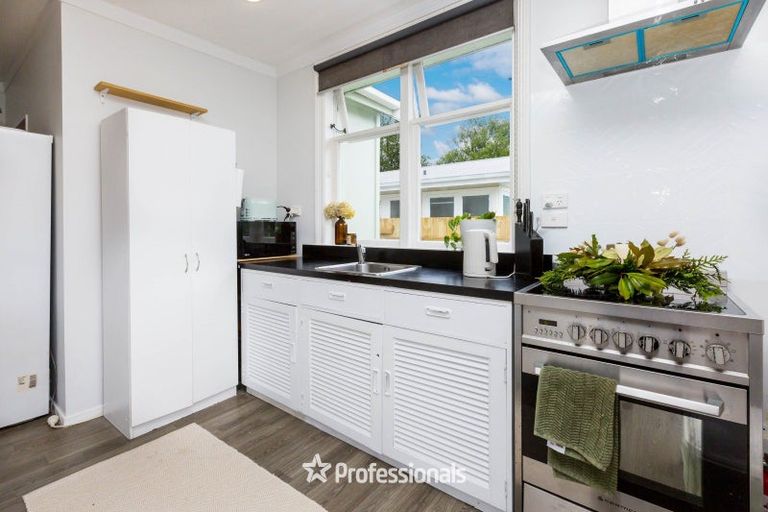 Photo of property in 3 Plateau Road, Te Marua, Upper Hutt, 5018