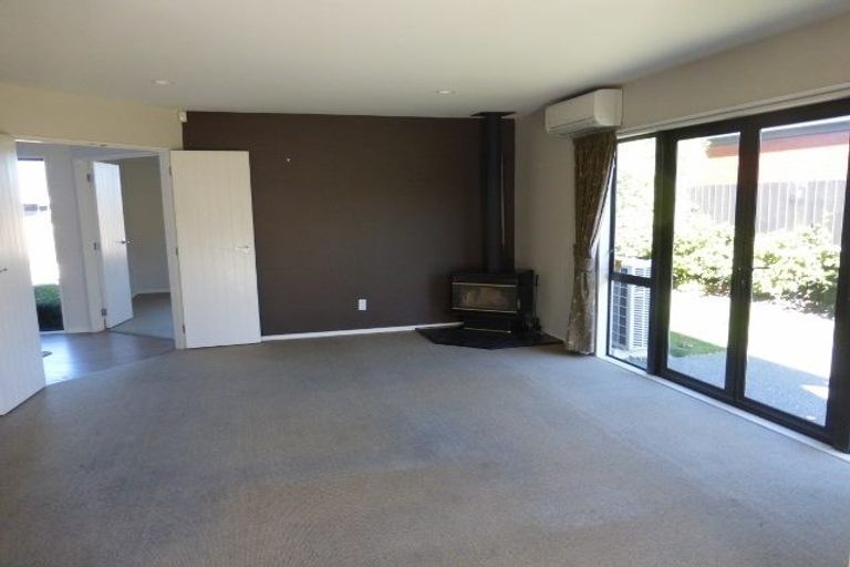 Photo of property in 57 Glasnevin Drive, Casebrook, Christchurch, 8051