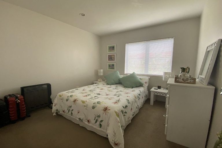 Photo of property in 45/22 Northcross Drive, Oteha, Auckland, 0632