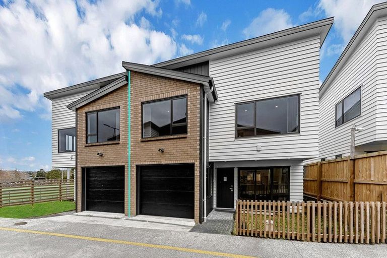 Photo of property in 7/100 Seymour Road, Sunnyvale, Auckland, 0612