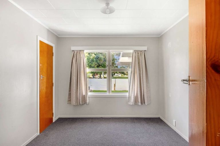 Photo of property in 1 Donna Street, Outer Kaiti, Gisborne, 4010