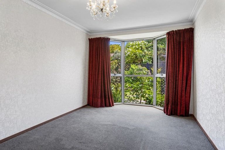 Photo of property in 2/12 Oxley Avenue, St Albans, Christchurch, 8014