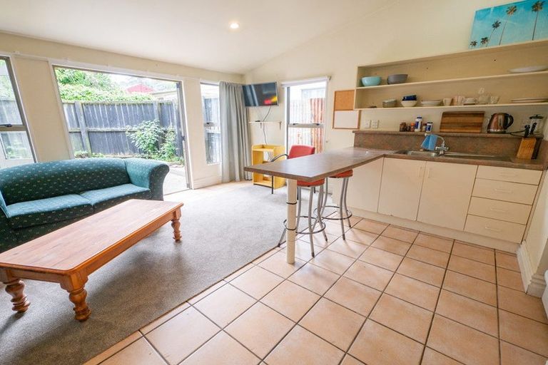 Photo of property in 104 Dundas Street, North Dunedin, Dunedin, 9016