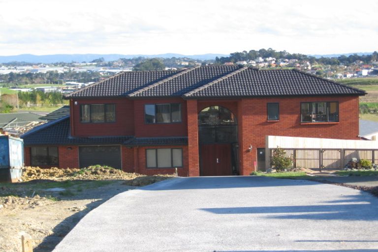 Photo of property in 40 Ballymore Drive, Pinehill, Auckland, 0632