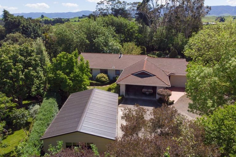 Photo of property in 10 Guinane Street, Dannevirke, 4930