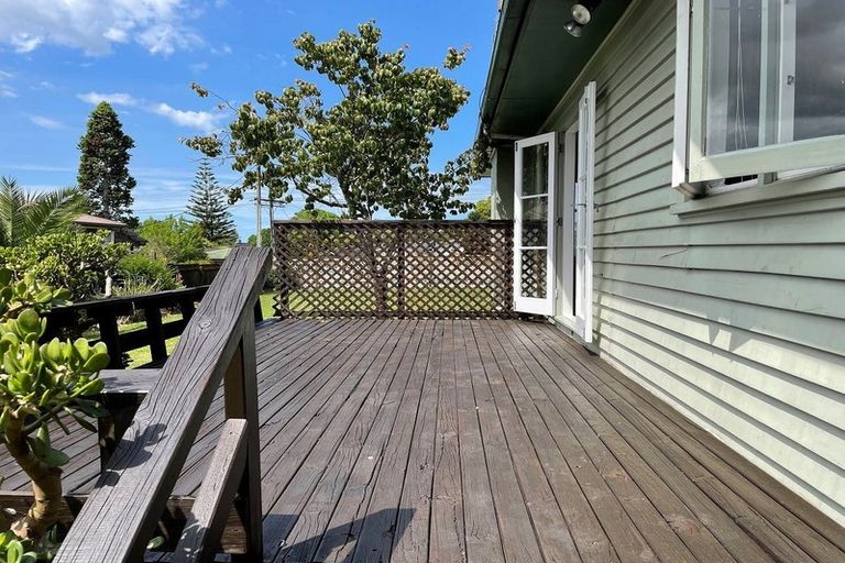 Photo of property in 4 Rathgar Road, Henderson, Auckland, 0610