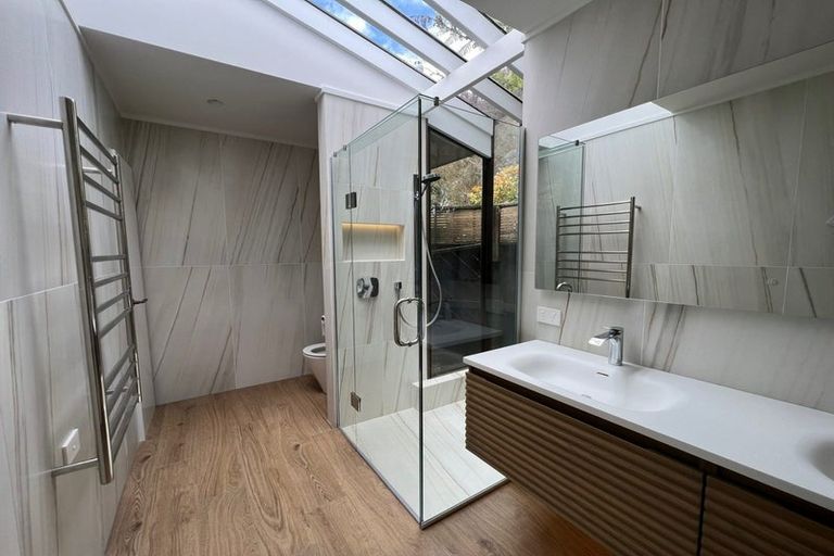 Photo of property in 1/95 Braemar Road, Castor Bay, Auckland, 0620