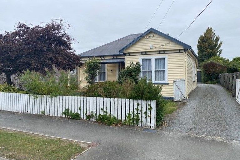 Photo of property in 88 Olliviers Road, Phillipstown, Christchurch, 8011
