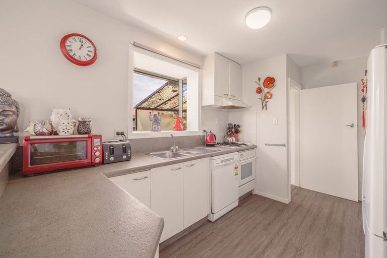 Photo of property in 193 Beach Road, North New Brighton, Christchurch, 8083