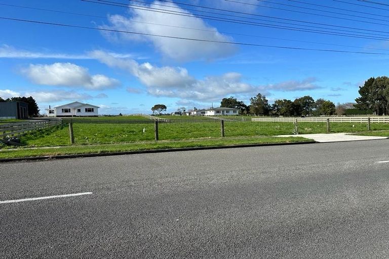 Photo of property in 135 Pukepapa Road, Marton, 4710