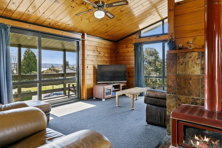 Photo of property in 4 Ward Place, Richmond Heights, Taupo, 3330