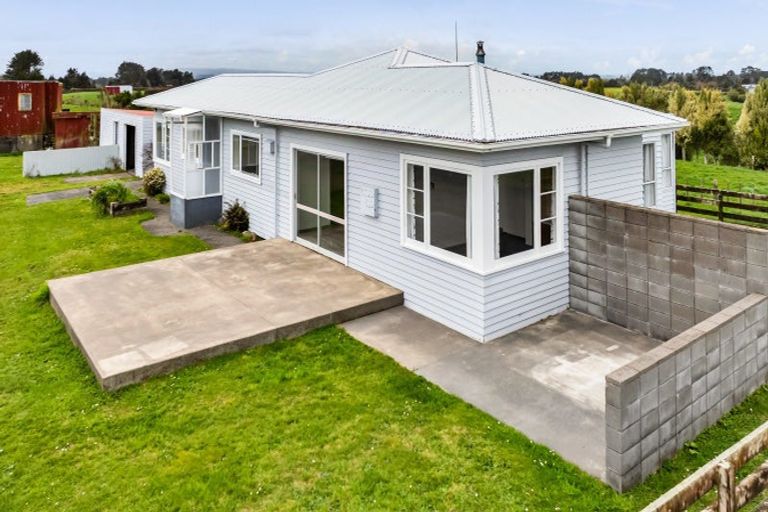Photo of property in 124 Kahouri Road, Midhirst, Stratford, 4394