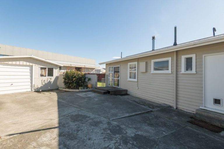 Photo of property in 15a Chisnall Street, Richmond, 7020