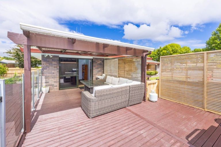 Photo of property in 27 Halcione Close, Flagstaff, Hamilton, 3210