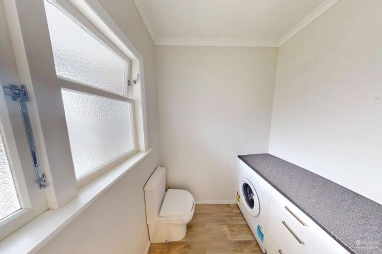 Photo of property in 53 Gonville Avenue, Gonville, Whanganui, 4501