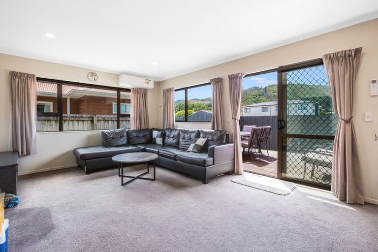 Photo of property in 13 Woodland Grove, Wainuiomata, Lower Hutt, 5014