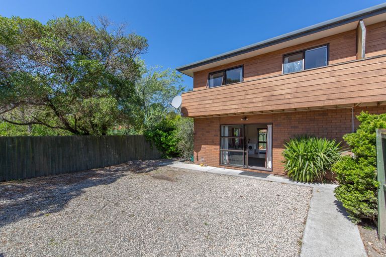 Photo of property in 51a Shackleton Street, New Brighton, Christchurch, 8061