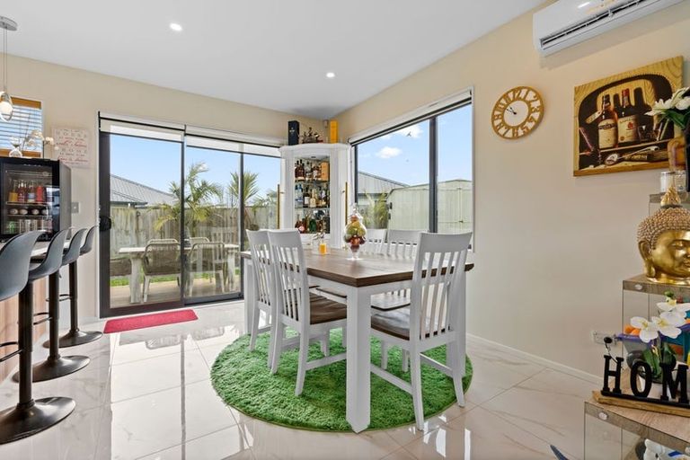 Photo of property in 5 Te Aramanu Crescent, Papakura, 2110