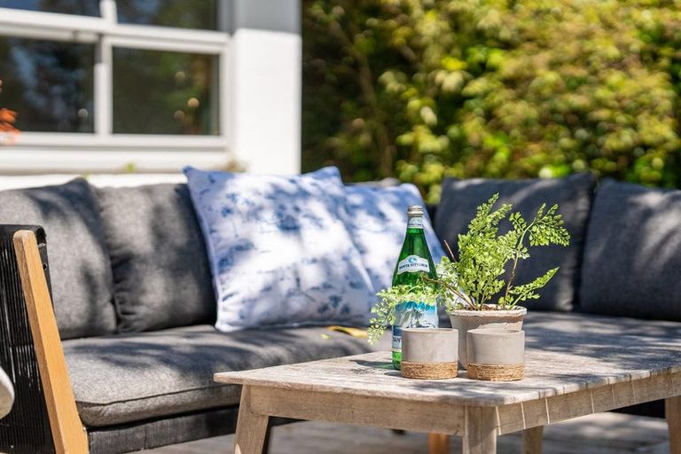 Photo of property in 48 Tiromoana Road, Raumati South, Paraparaumu, 5032