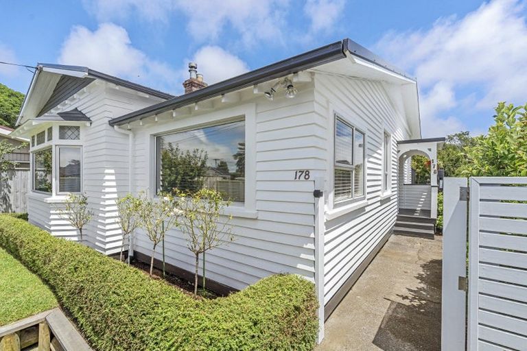 Photo of property in 178 Carrington Street, Lower Vogeltown, New Plymouth, 4310