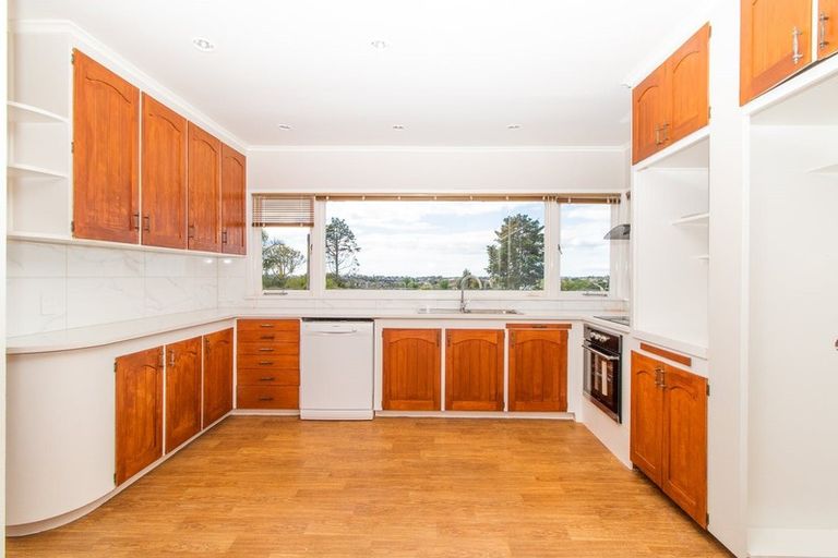 Photo of property in 297 Point View Drive, Shamrock Park, Auckland, 2016