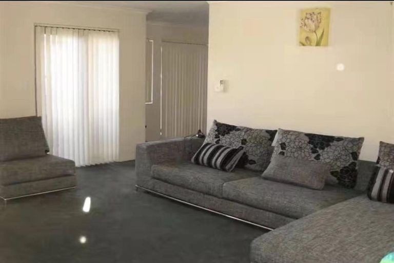 Photo of property in 10 Vintage Drive, Henderson, Auckland, 0612