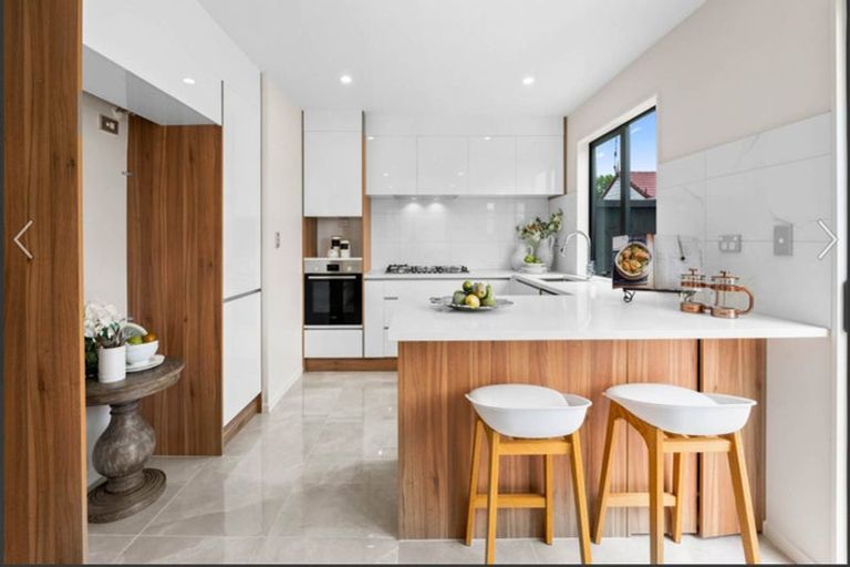 Photo of property in 13b Kingussie Place, Highland Park, Auckland, 2010