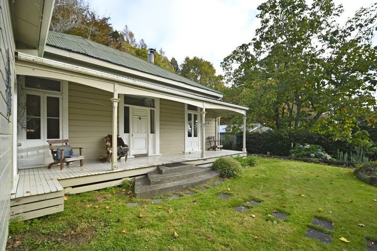 Photo of property in 37 Tawa Road, Maraetotara, Havelock North, 4294