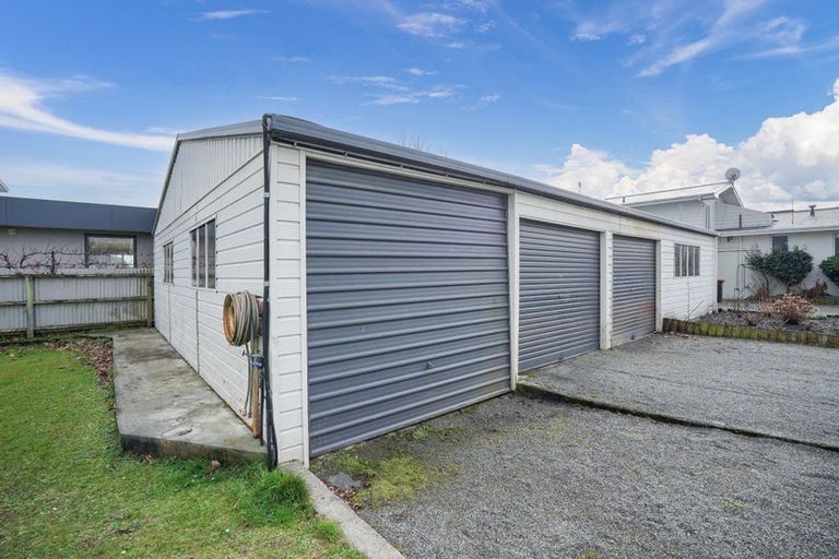 Photo of property in 51 Albert Street, Winton, 9720