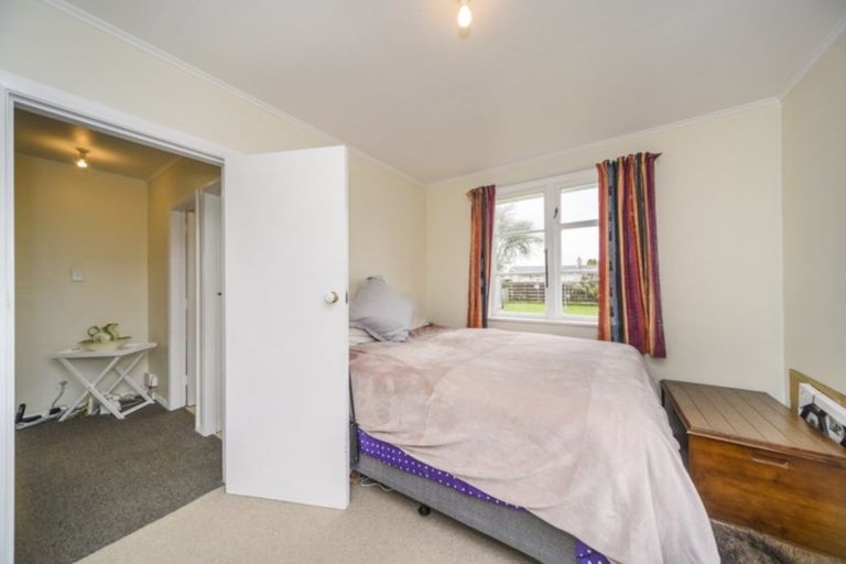 Photo of property in 8 Brighton Crescent, Highbury, Palmerston North, 4412