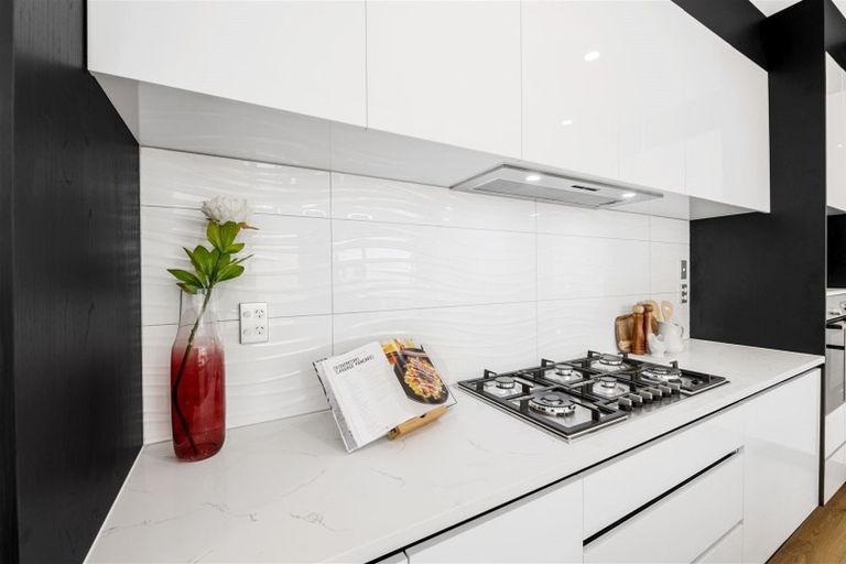 Photo of property in 4 Aklander Rise, Flat Bush, Auckland, 2019