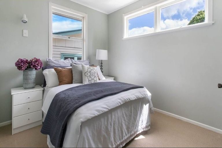 Photo of property in 29 Salem Place, Torbay, Auckland, 0630