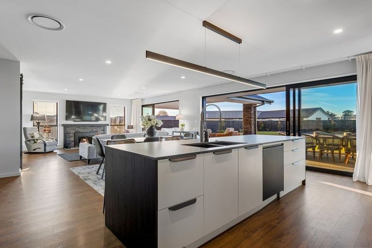 Photo of property in 8 Southdown Place, Kirwee, 7571